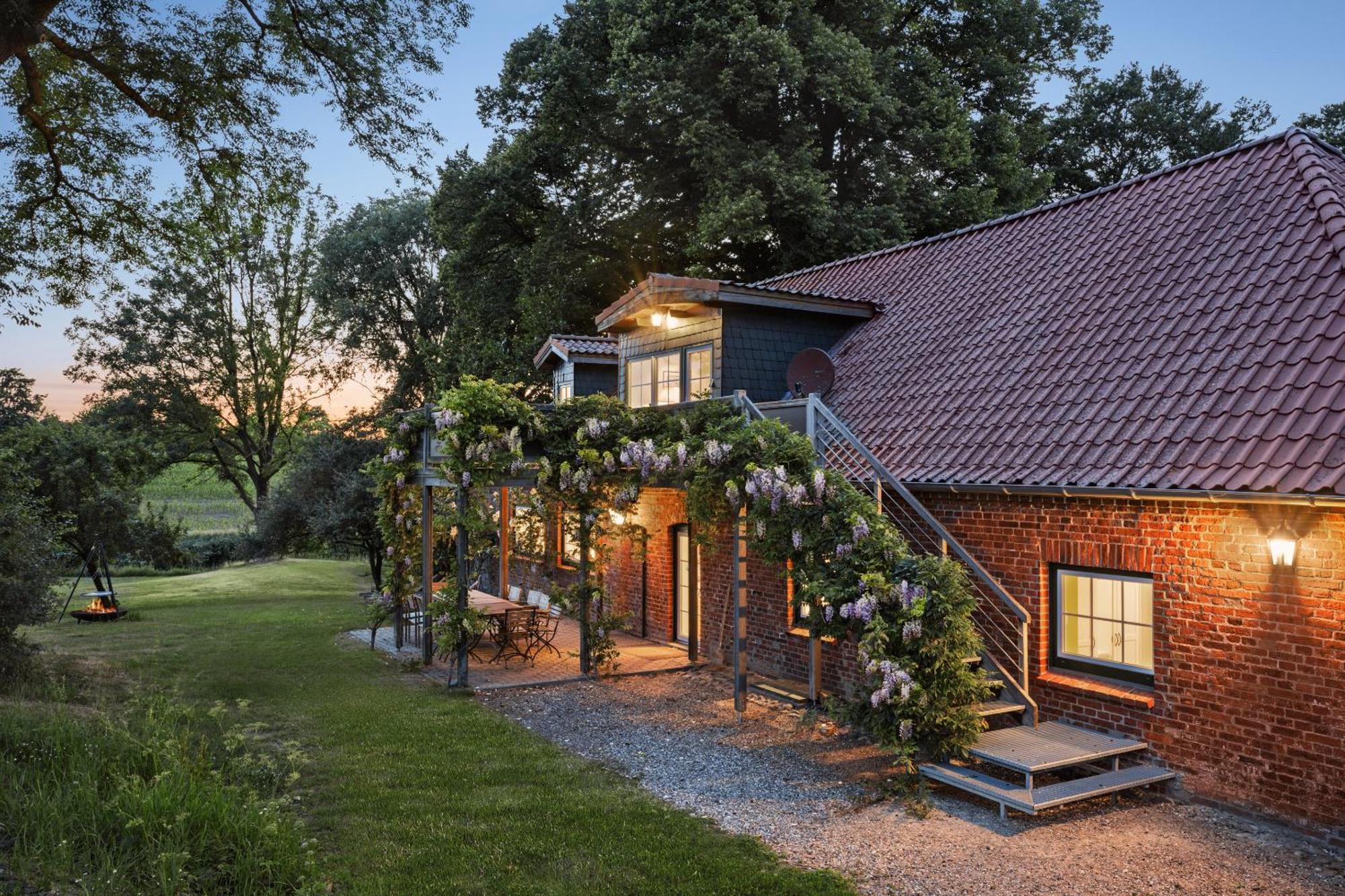 Ferienhaus "Altes Backhaus" - Gut Kletkamp Buitenkant foto