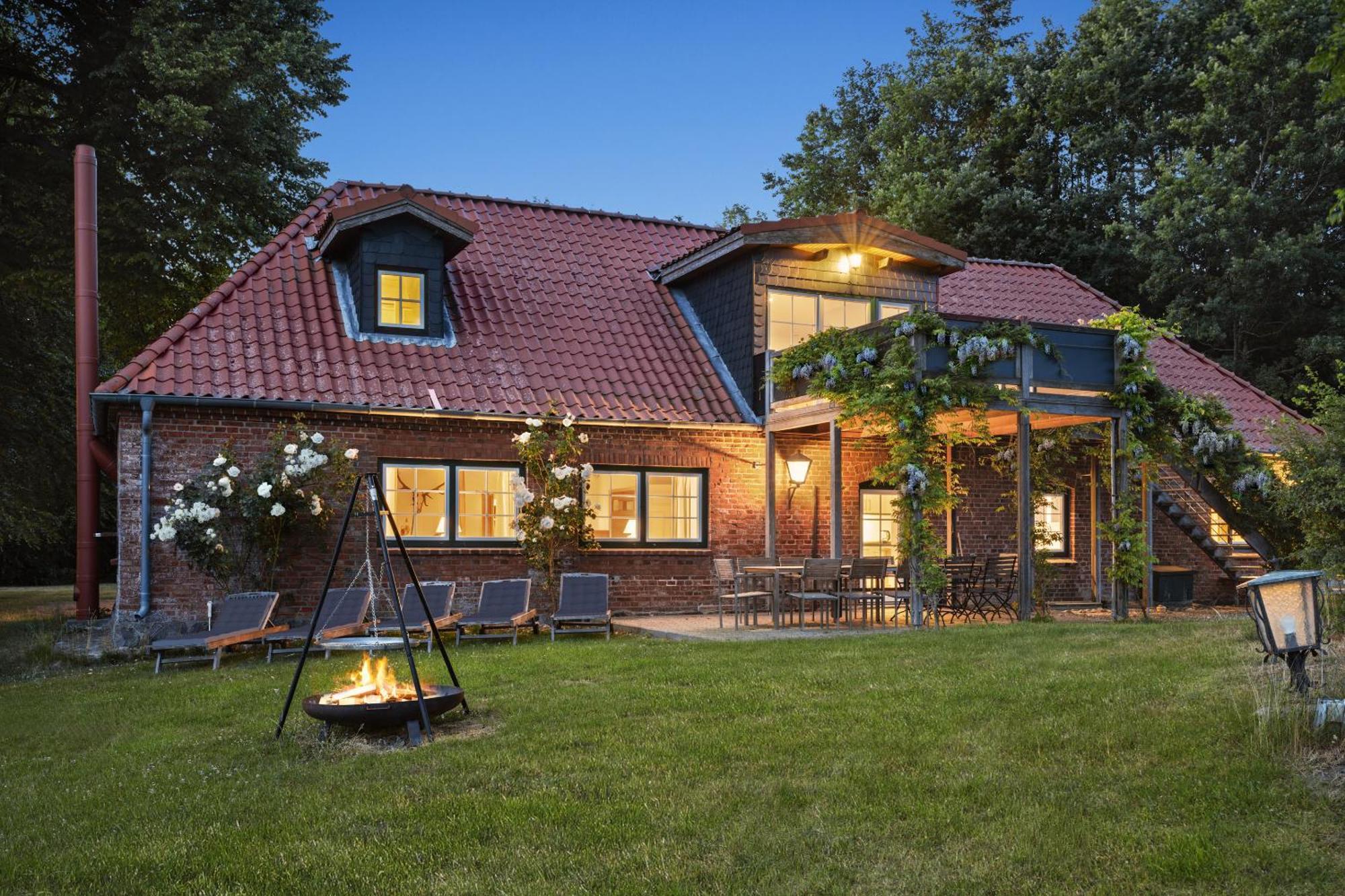 Ferienhaus "Altes Backhaus" - Gut Kletkamp Buitenkant foto